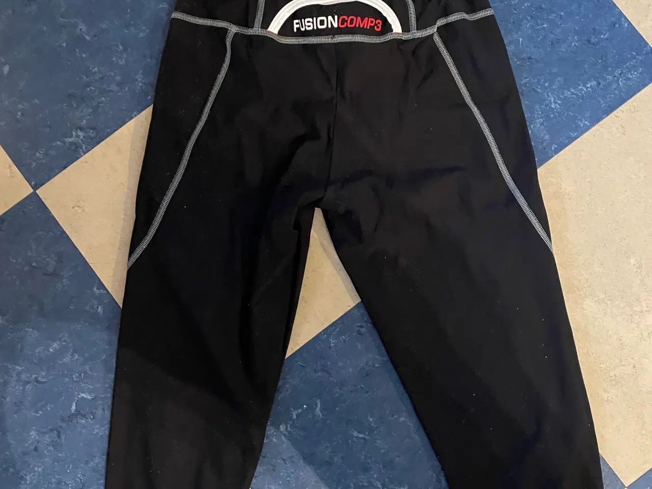 Billede 2 - Fusion COMP3 3/4 tights S og