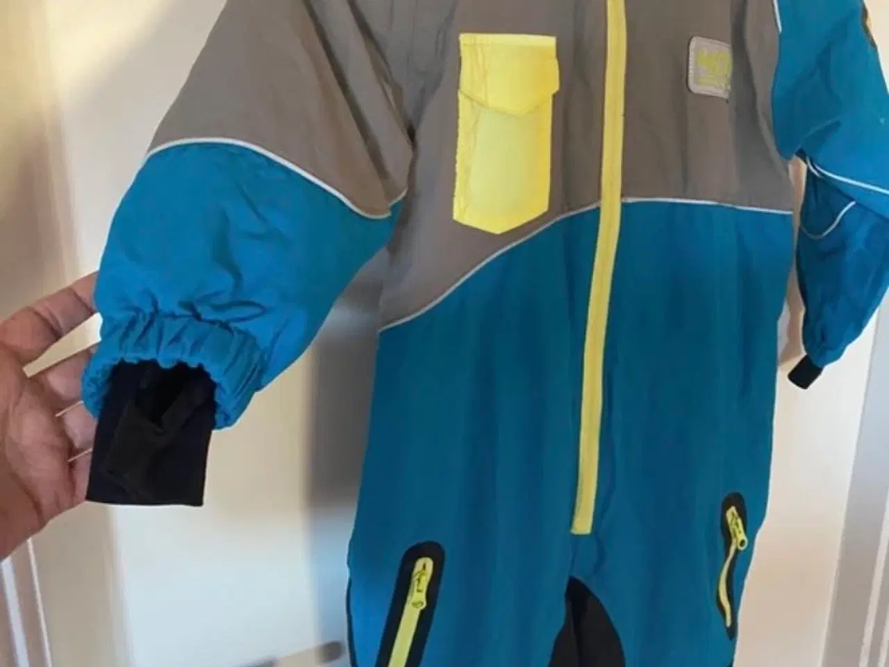 Billede 2 - Koin flyverdragt str 3/4 år