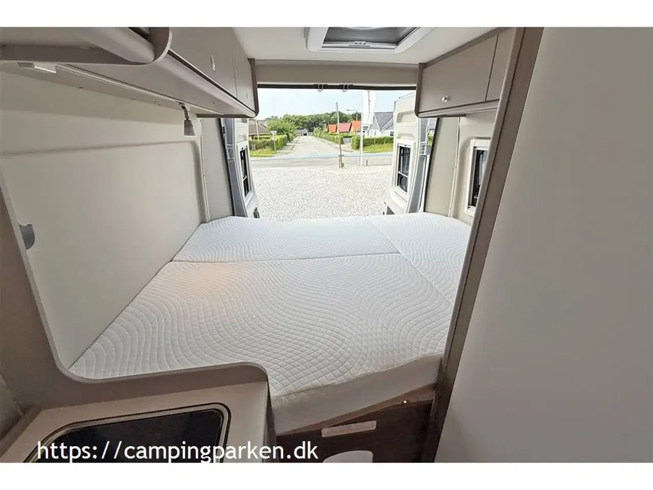 Billede 9 - 2024 - Carado CV600 Pro   Campervan på 6 meter, 9-trins automatgear, 140hk, anhængertræk og 2 solcellepaneler