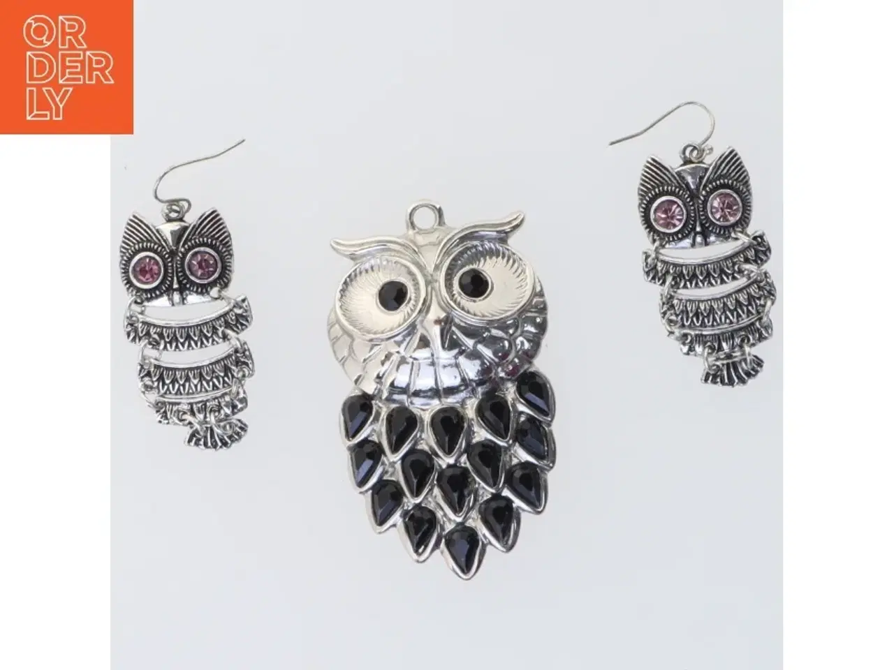 Billede 1 - Sølvfarvede ugle øreringe og vedhæng (str. 7 x 4 cm og 5 x 2 cm)