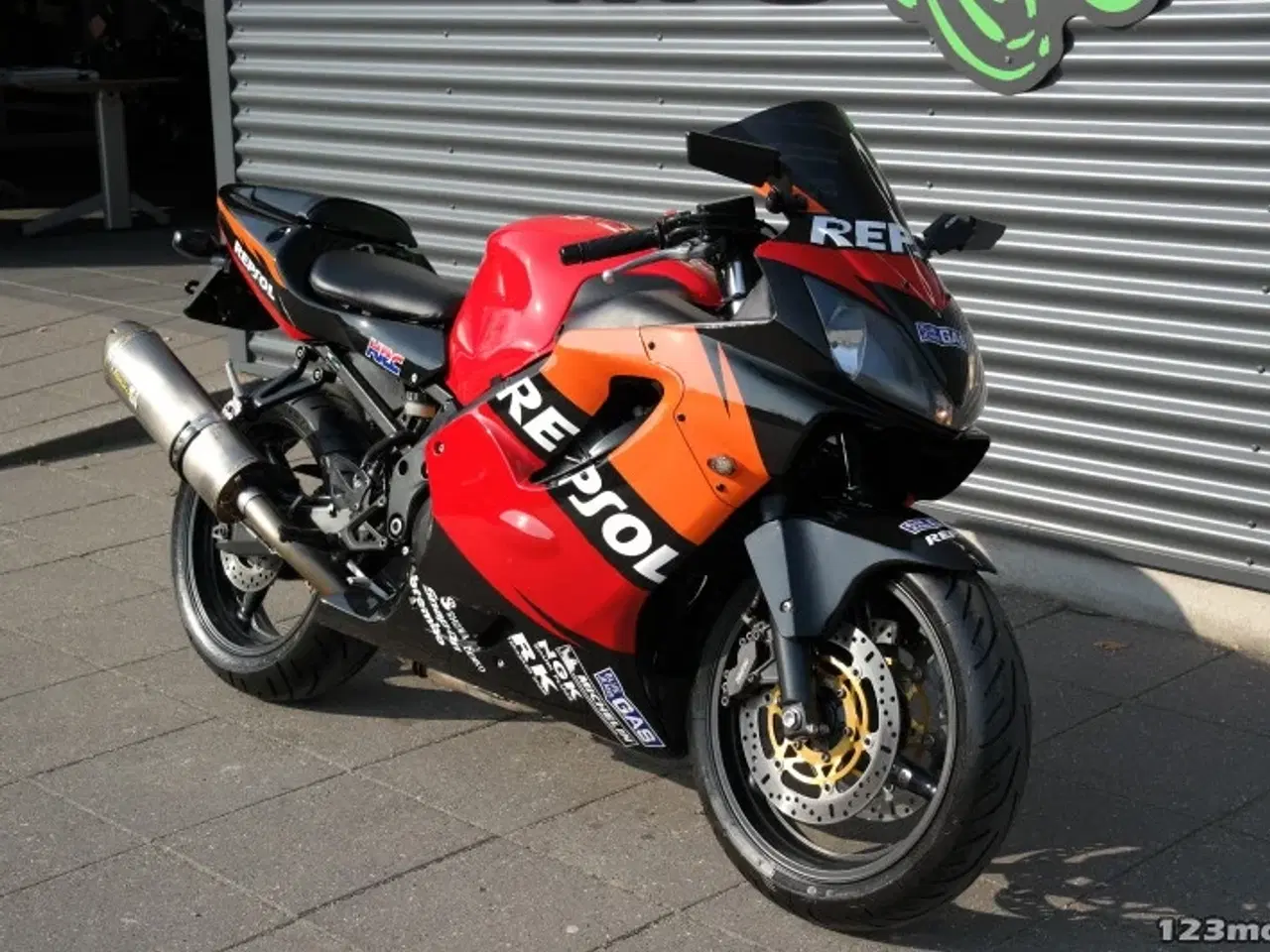 Billede 2 - Honda CBR 600 F MC-SYD       BYTTER GERNE