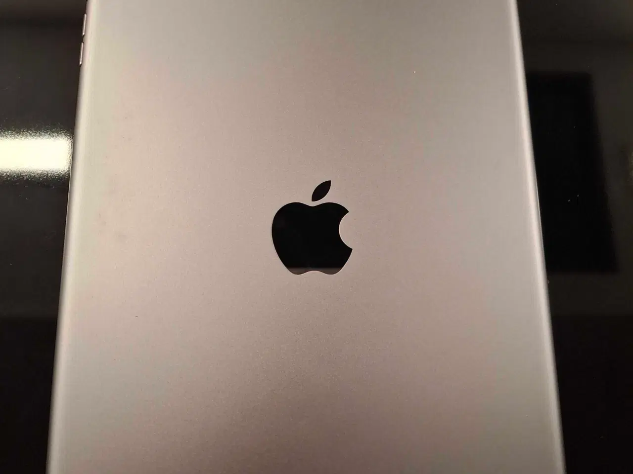 Billede 3 - Ipad air 32 Gb meget flot årgang 2014