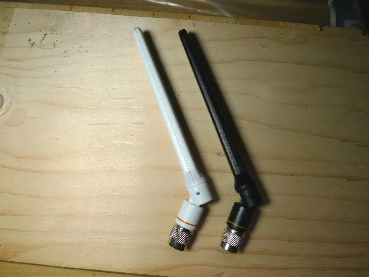 Billede 5 - Ca. 230 stk. Cisco 2,4 GHz/5 GHz Swivel Dipole Antenna