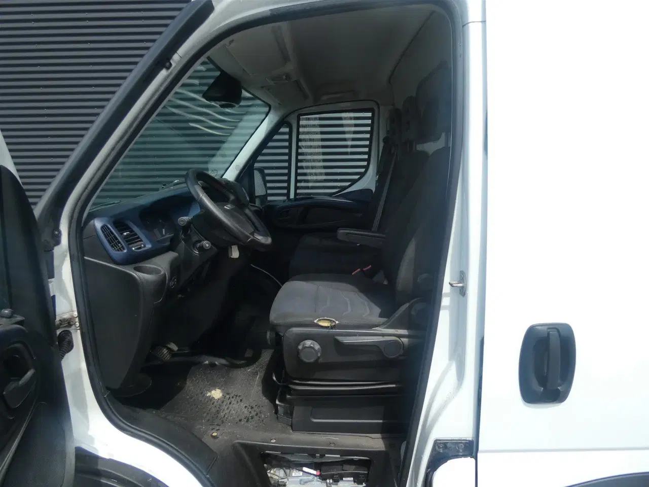Billede 6 - Iveco Daily 35S16 12m3 2,3 D 156HK Van 8g Aut.