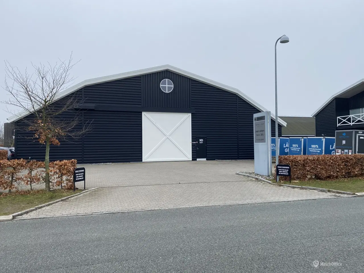 Billede 11 - Rummeligt tørt lager i gadeplan med port - bil kan køres helt til lager