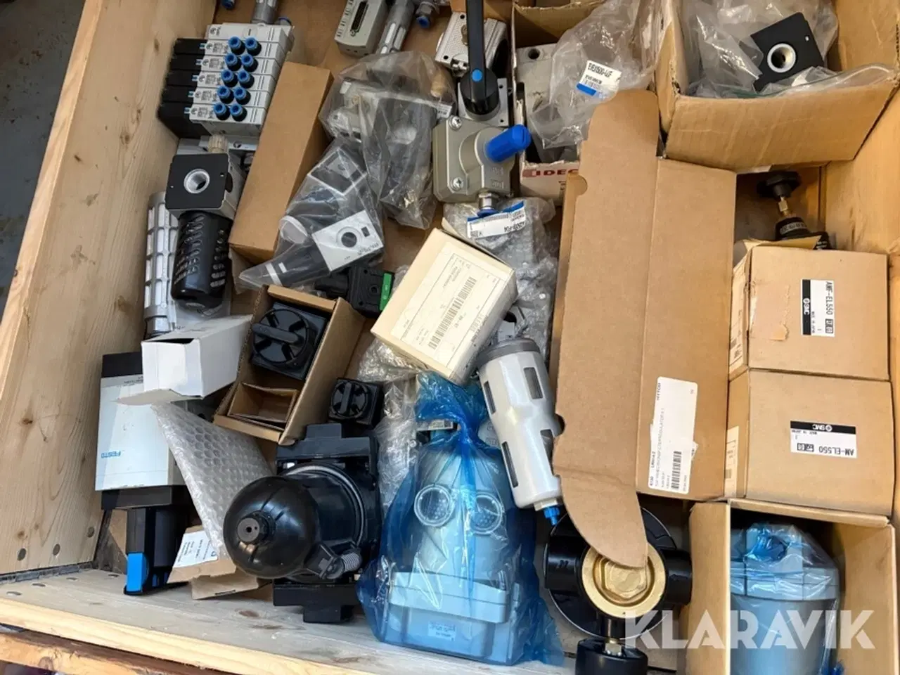 Billede 7 - Samlet lot - luft-komponenter - 8 paller