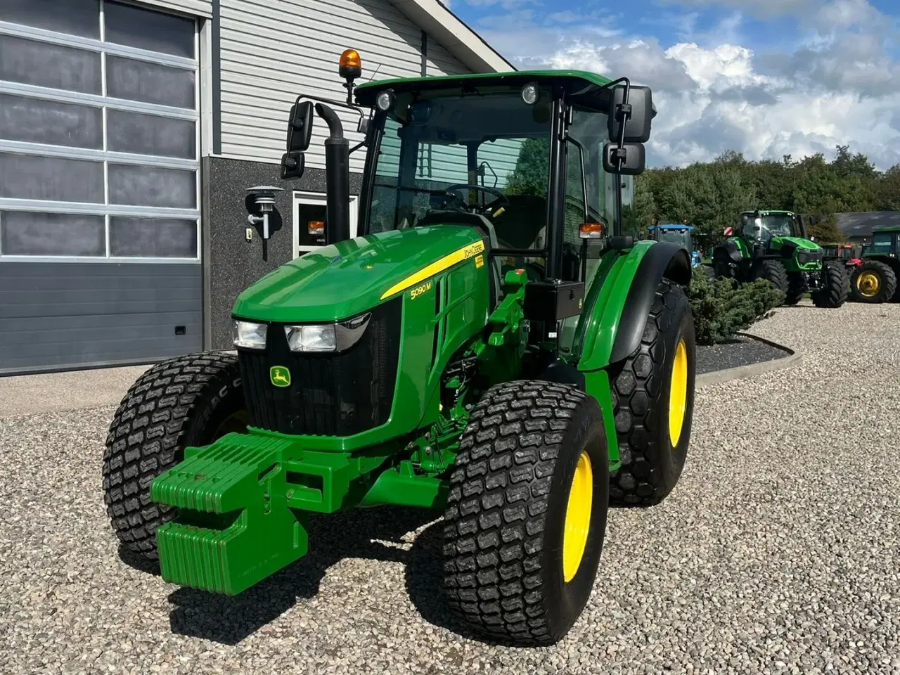 Billede 9 - John Deere 5090 M Med græsdæk