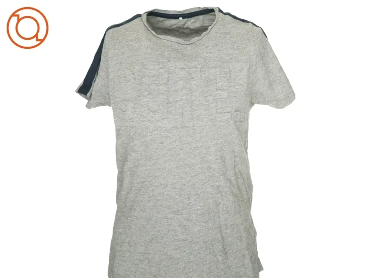 Billede 1 - T shirt fra Name It (str. 7-8 år)