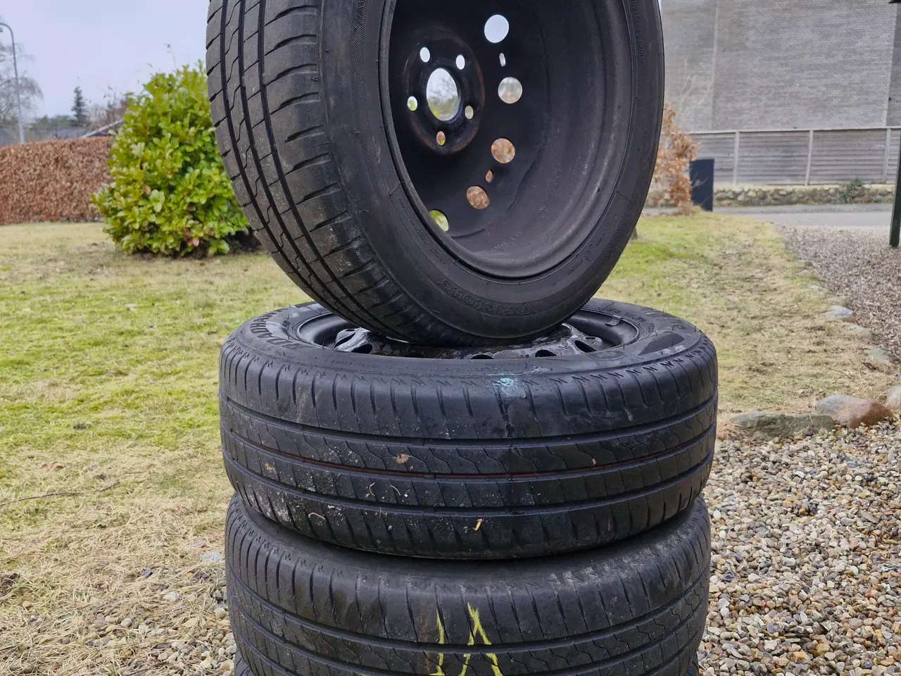 Billede 1 - 4 stk sommerdæk med fælge til Seat