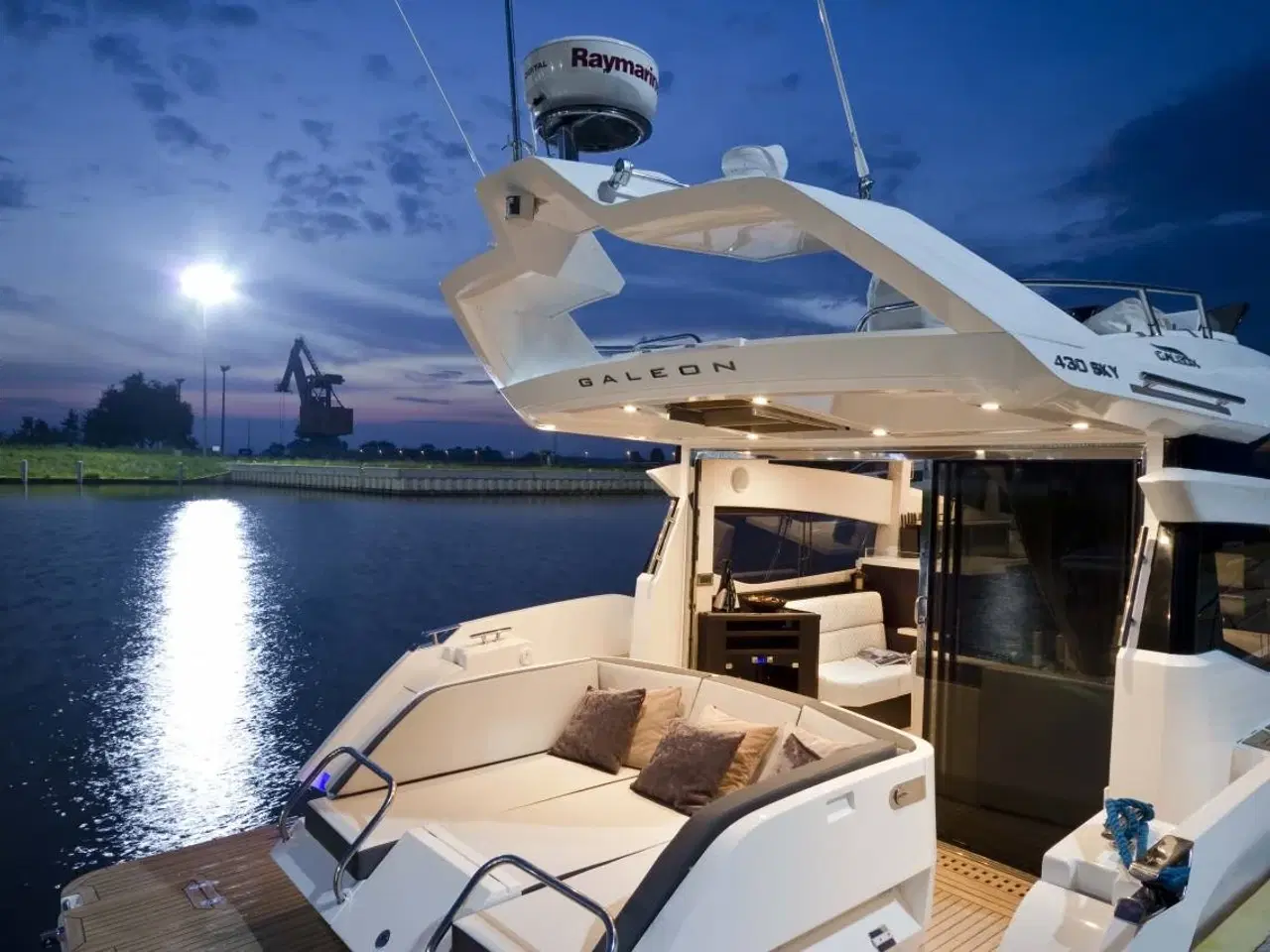 Billede 2 - Galeon 430 SKY - 2XD4-300/Udstyr - 2023