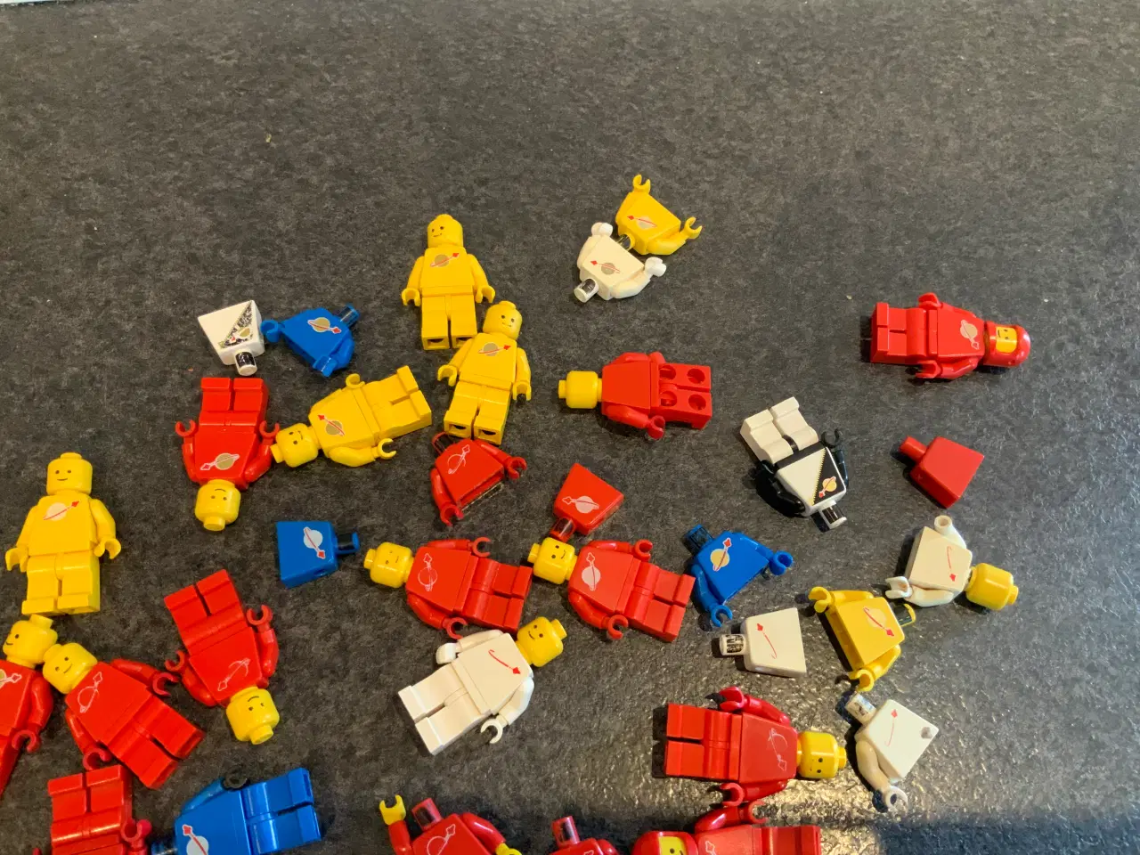 Billede 2 - Lego space minifurer