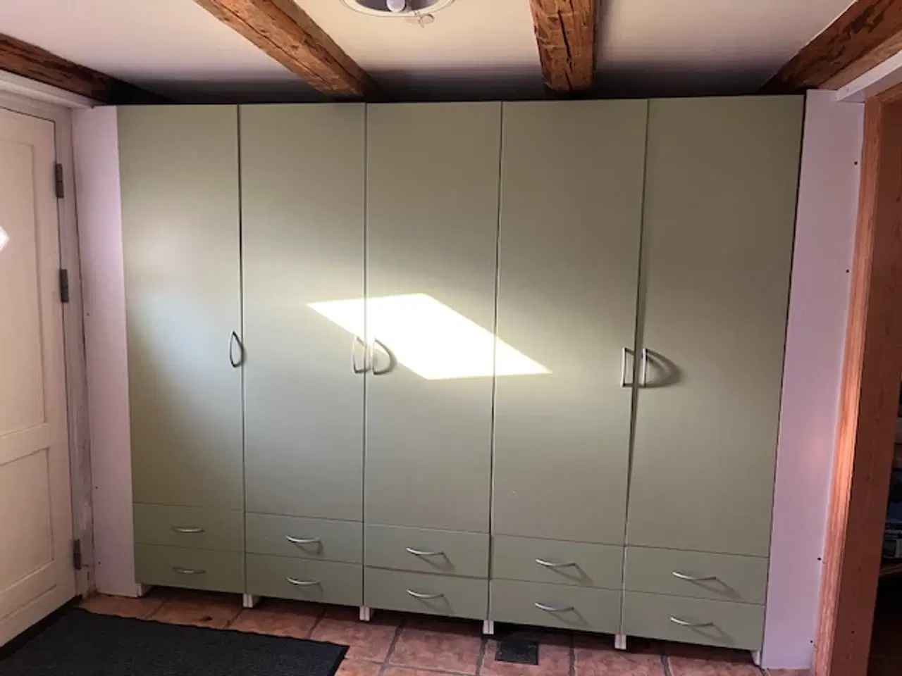 Billede 1 - Garderobeskabe