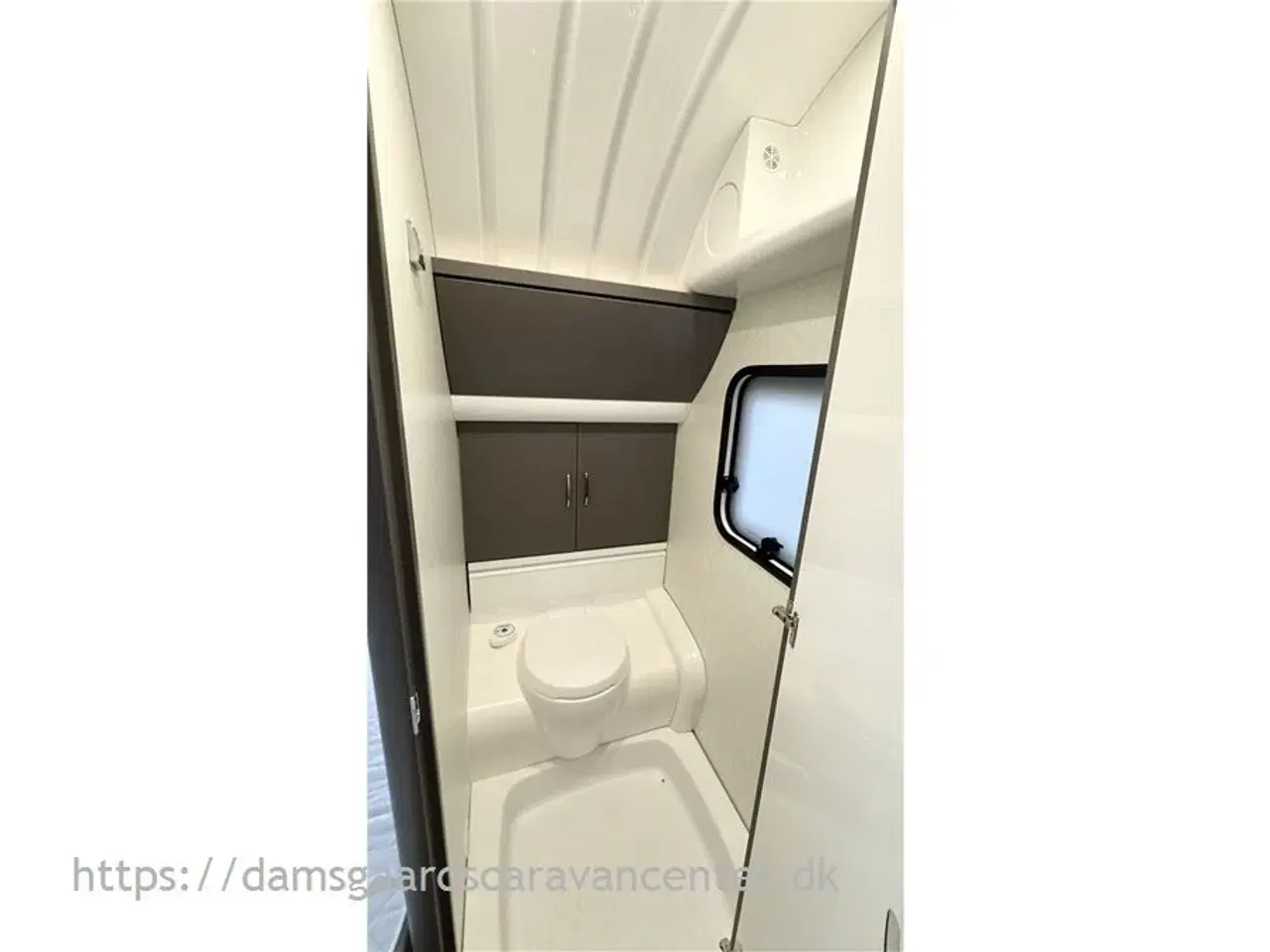 Billede 18 - 2022 - Hobby Excellent Edition 560 KMFe   Franskseng-Køjer-Gulv temp.-Byvand-Telt