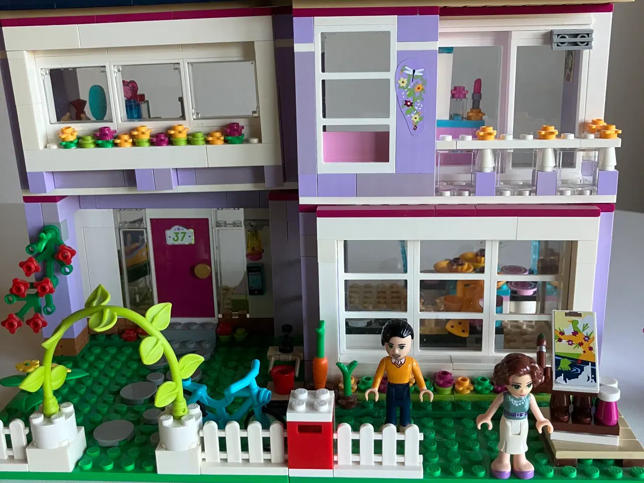 Billede 2 - Lego friends Emma hus