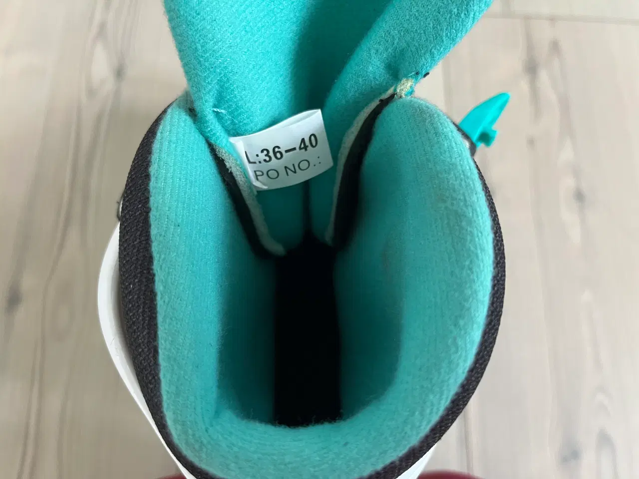 Billede 3 - Inliners, Rulleskøjter, Rezo, Justerbar, Str 36-40