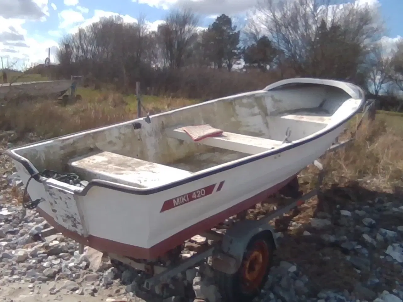 Billede 2 - Jolle m. trailer og 4hk motor