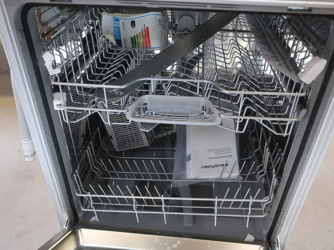 Billede 4 - Integreret opvaskemaskine BLAUPUNKT 5VF703NP/28