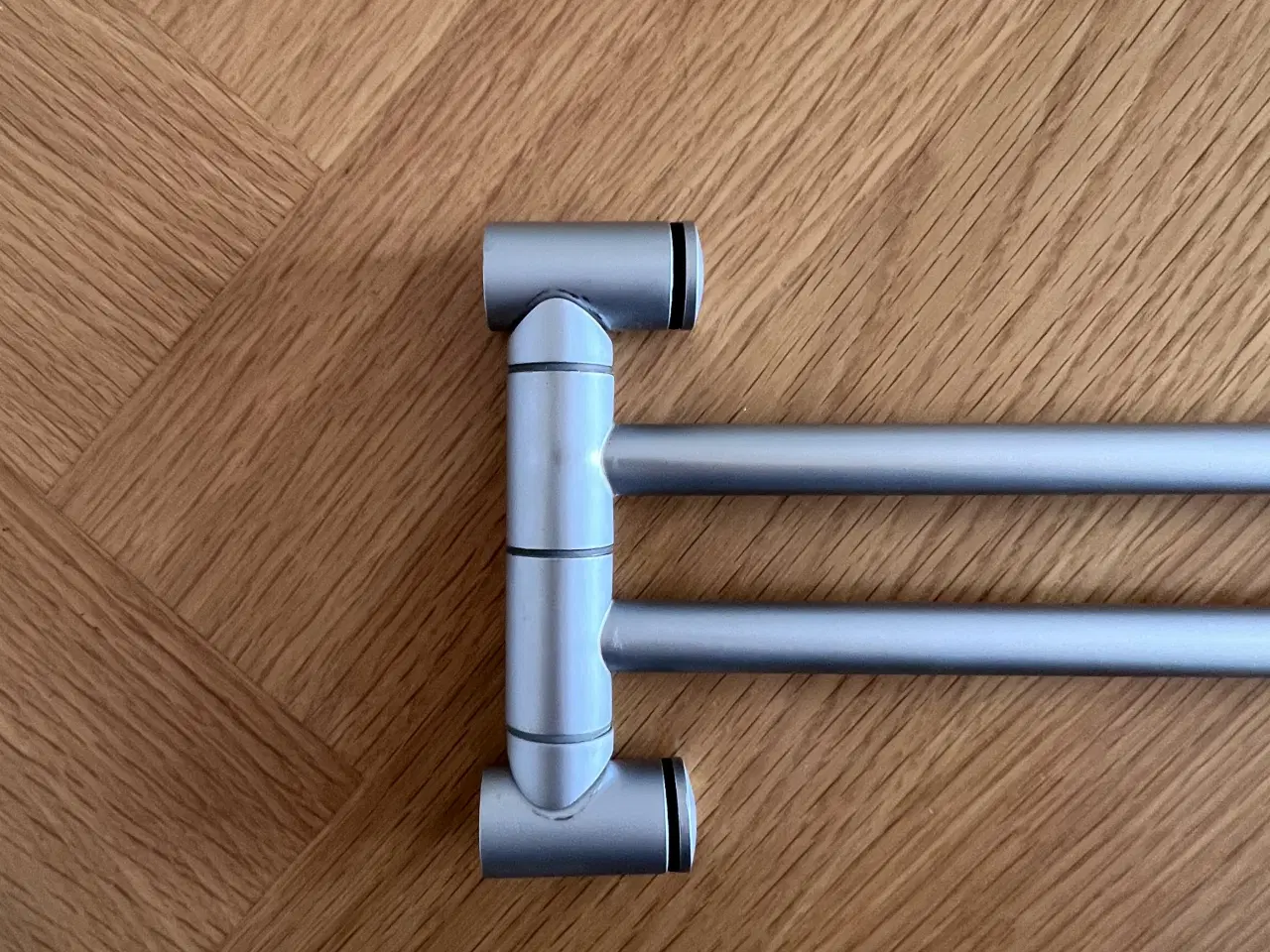 Billede 2 - Badeværelsesstang