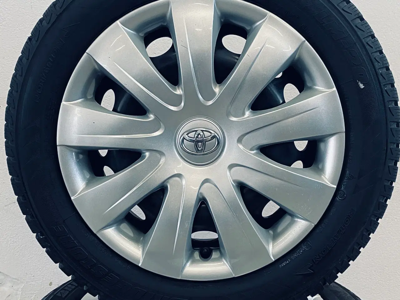 Billede 2 - Sælger de her Originale toyota Aygo  stålfælge 