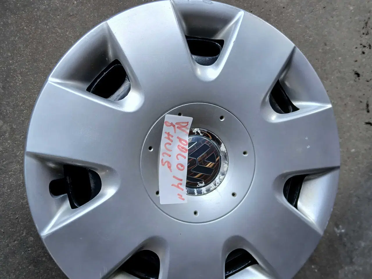 Billede 1 - VW Polo stålfælge m.kapsler