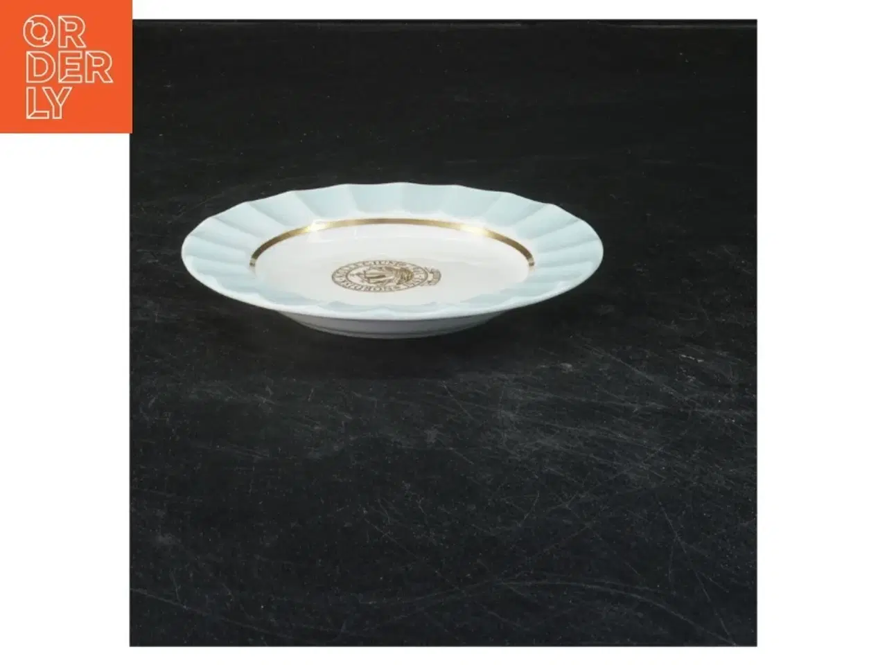 Billede 2 - Porcelæns desserttallerken/askebæger med dekorativt motiv fra Royal Copenhagen (str. Ø 13 cm)