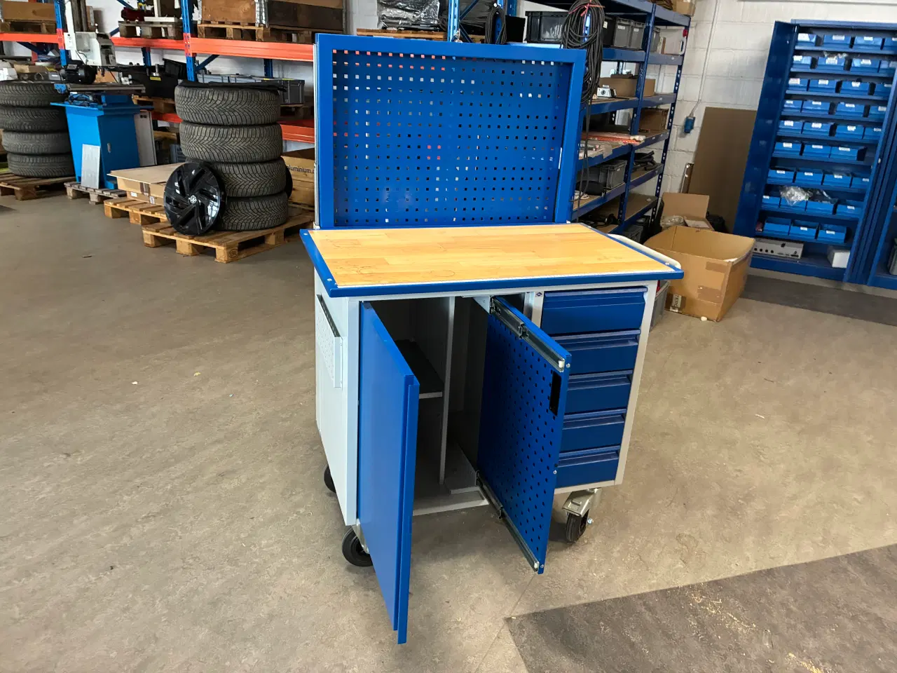 Billede 3 - Blika værktøjsvogn