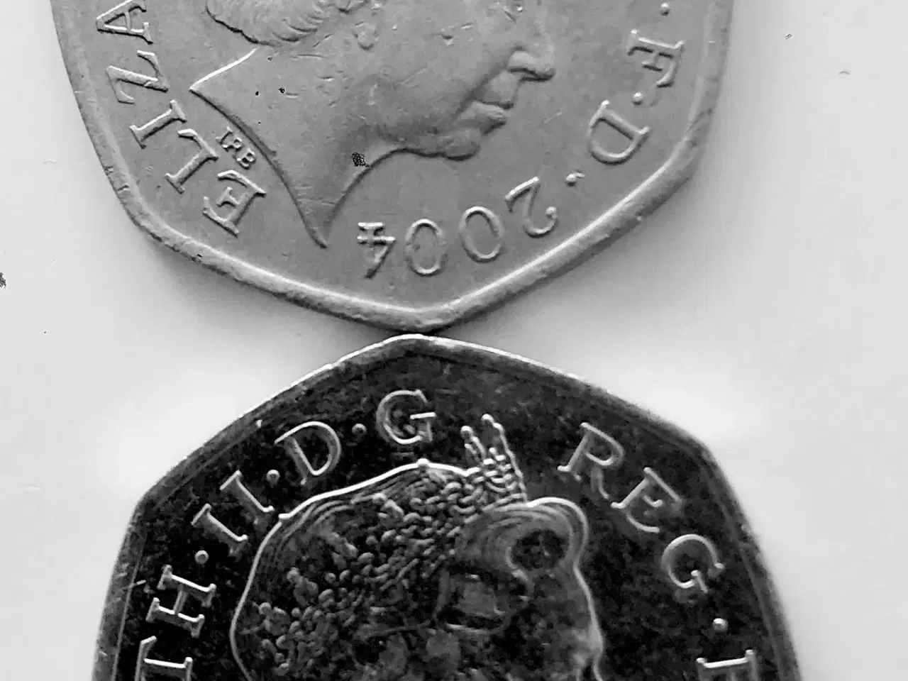 Billede 2 - 2006 UK 50 VC cross & 2004 50 pence (mønter)