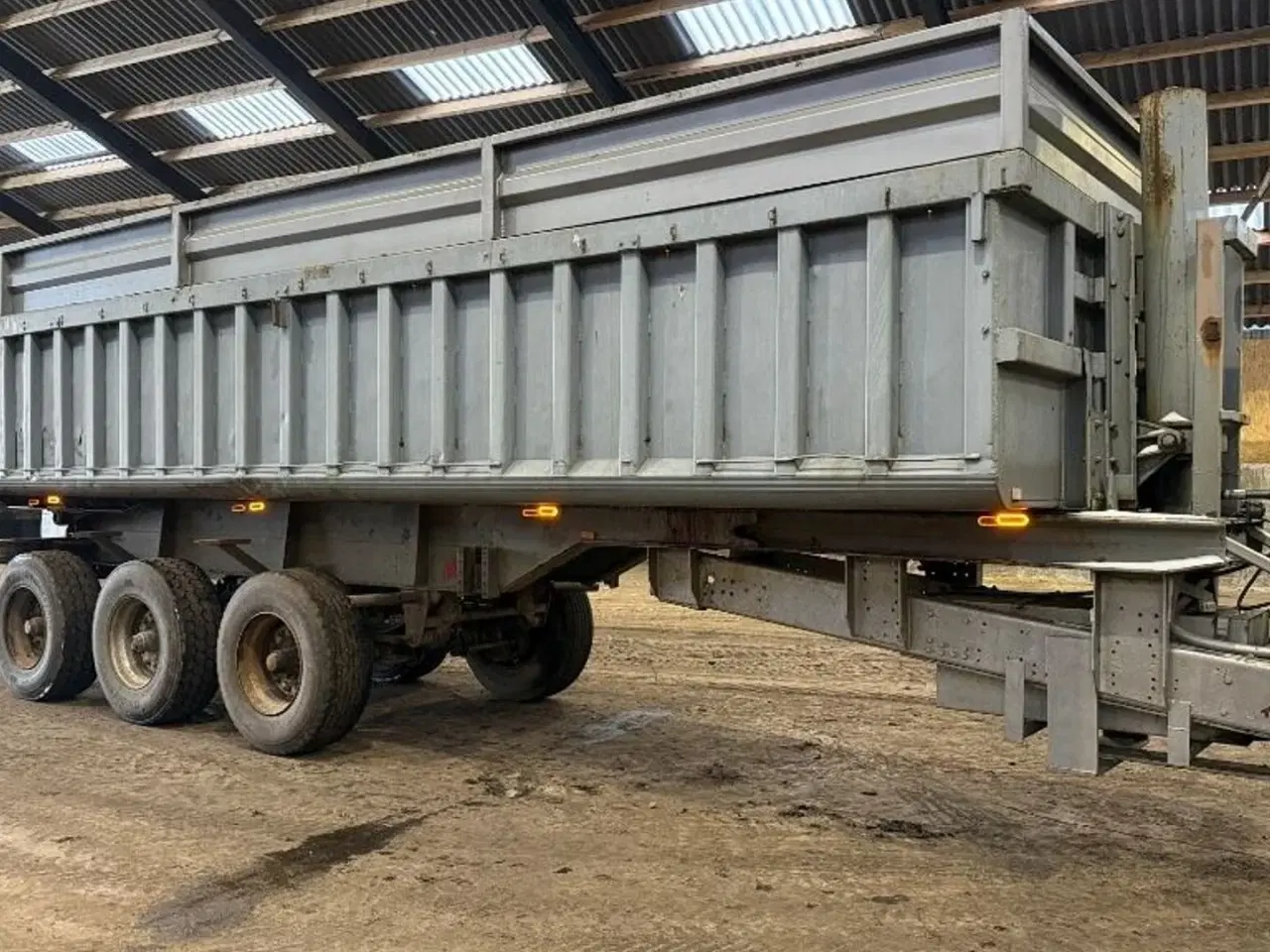 Billede 2 - 3-Akslet tipvogn 
