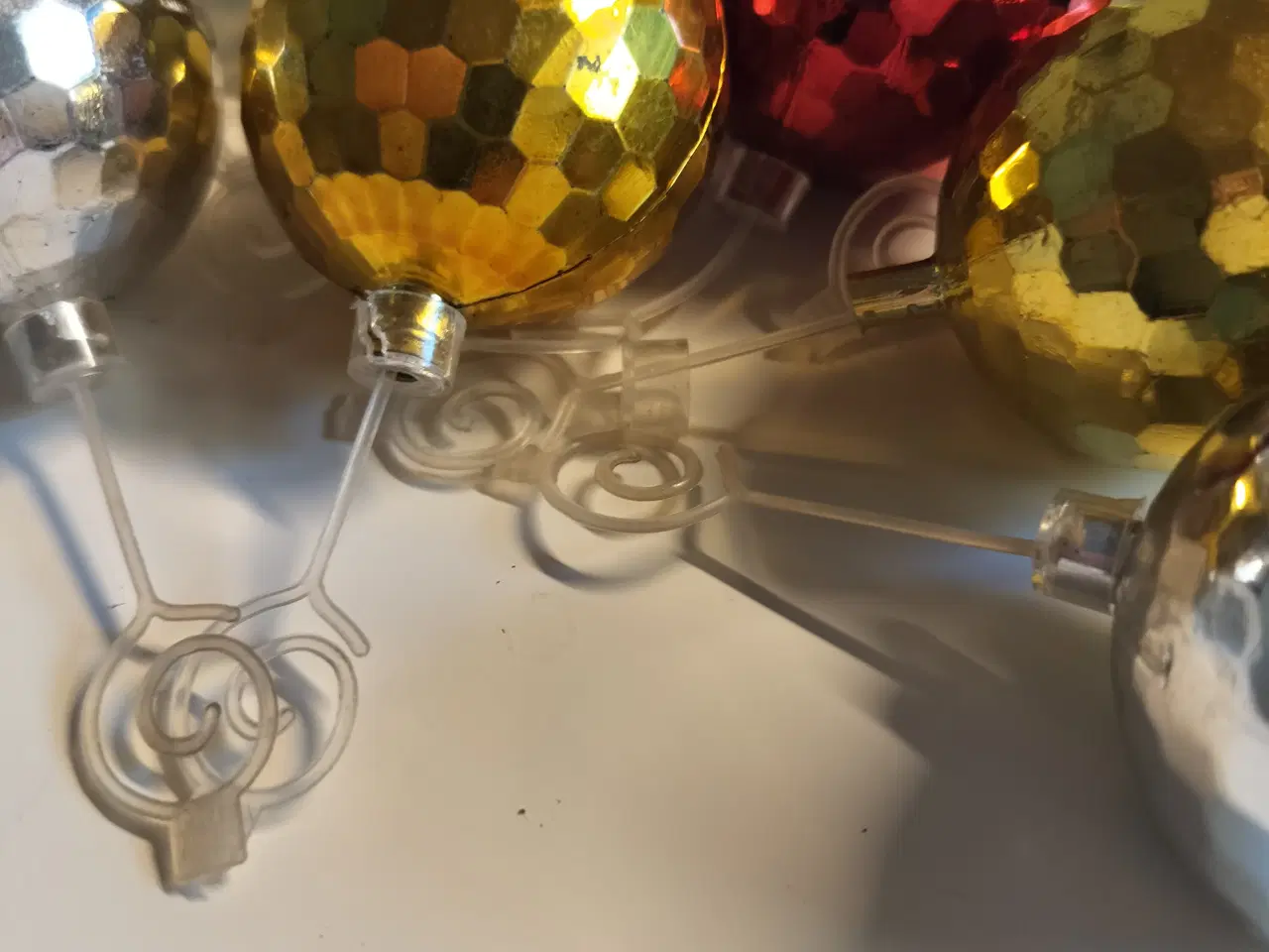 Billede 4 - Gamle disko julekugler i plastik