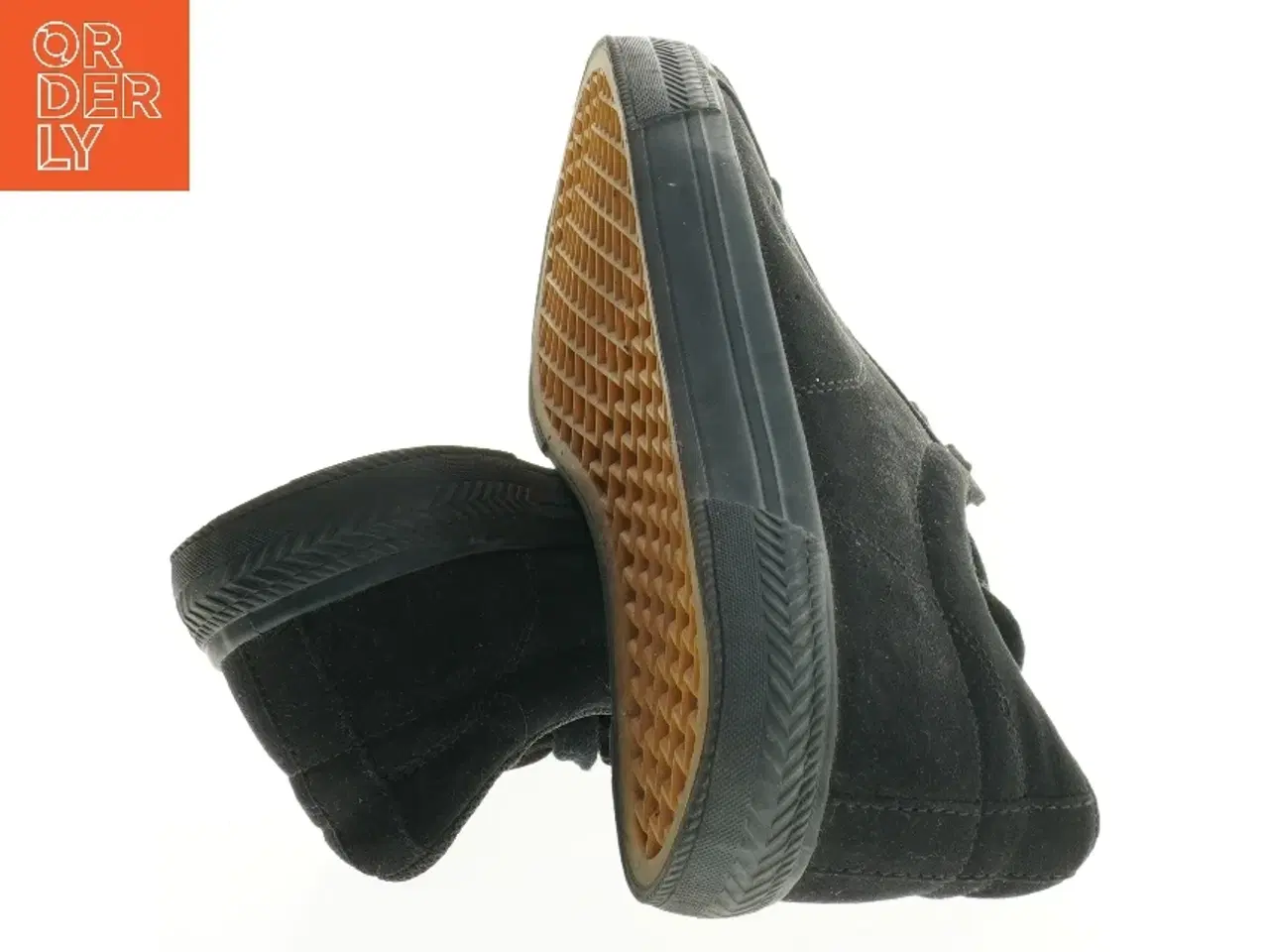 Billede 2 - Sorte sneakers (str. 44)