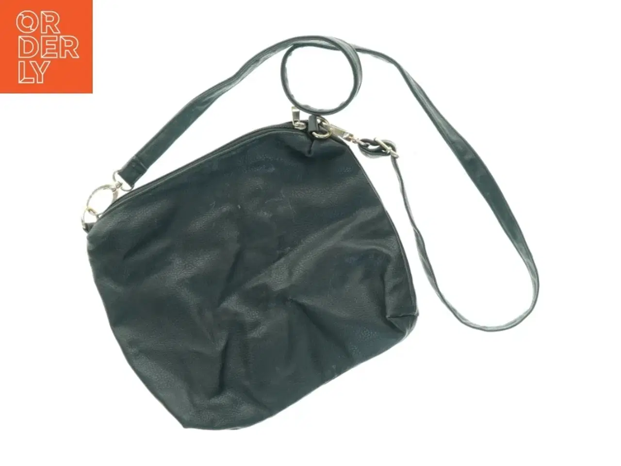 Billede 3 - Sort skuldertaske i læderlook (str. 28 x 25 cm)