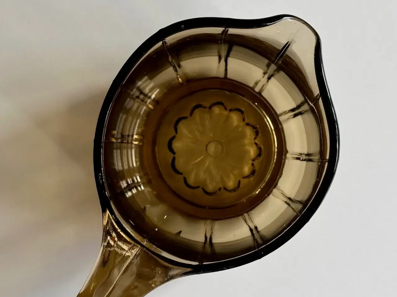 Billede 4 - Holmegaard flødekande, røgfarvet