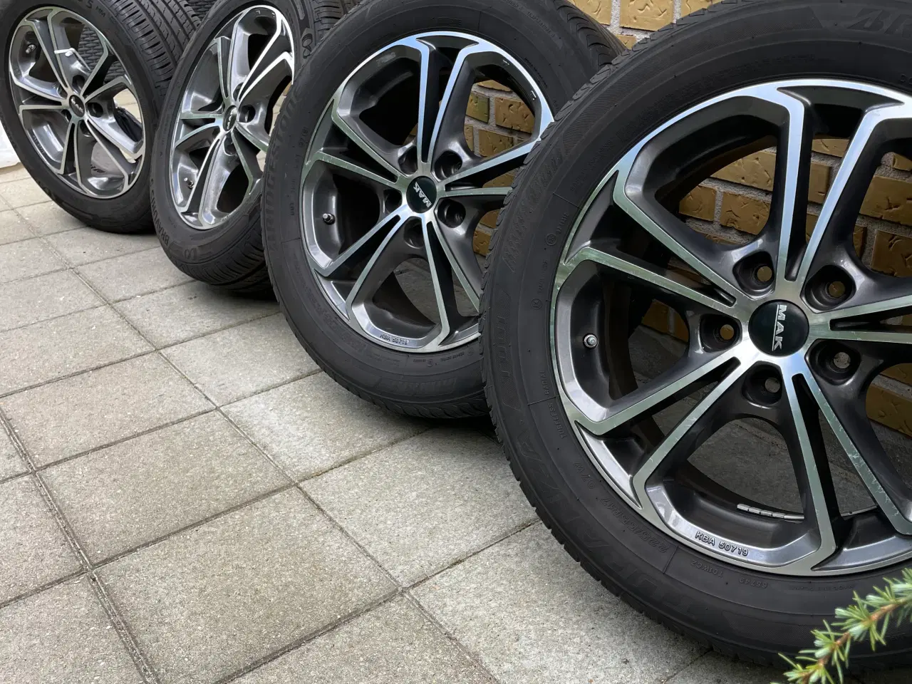 Billede 1 - Alufælge med dæk, Opel insignia og BMW
