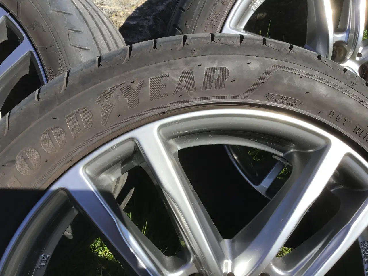 Billede 3 - Alu fælge med goodyear til VW Golf,Seat 17” 225/45