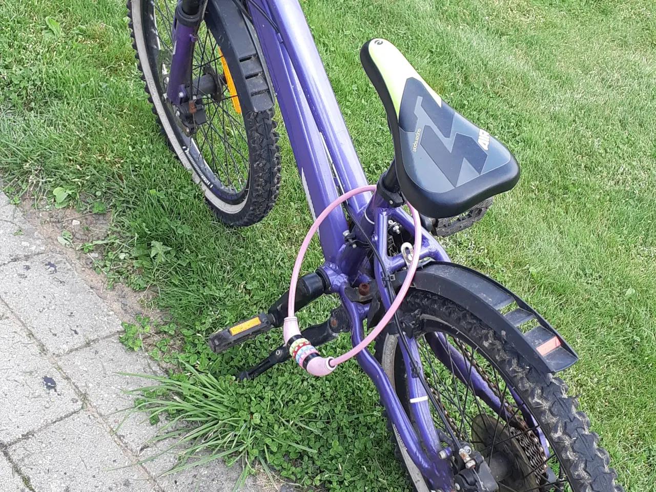 Billede 3 - Pigecykel med mange gear