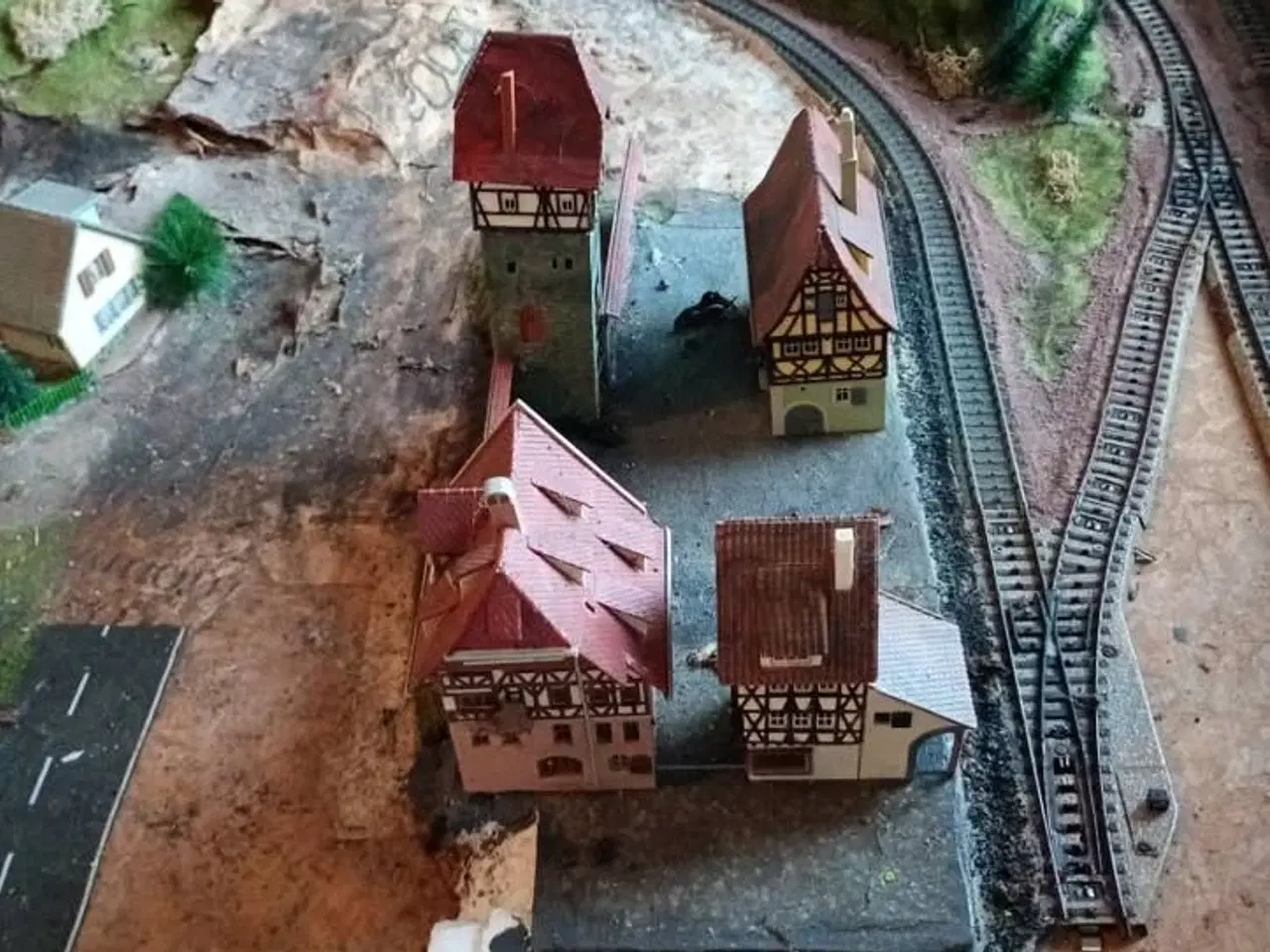 Billede 5 - Marklin Tog m. landskab.