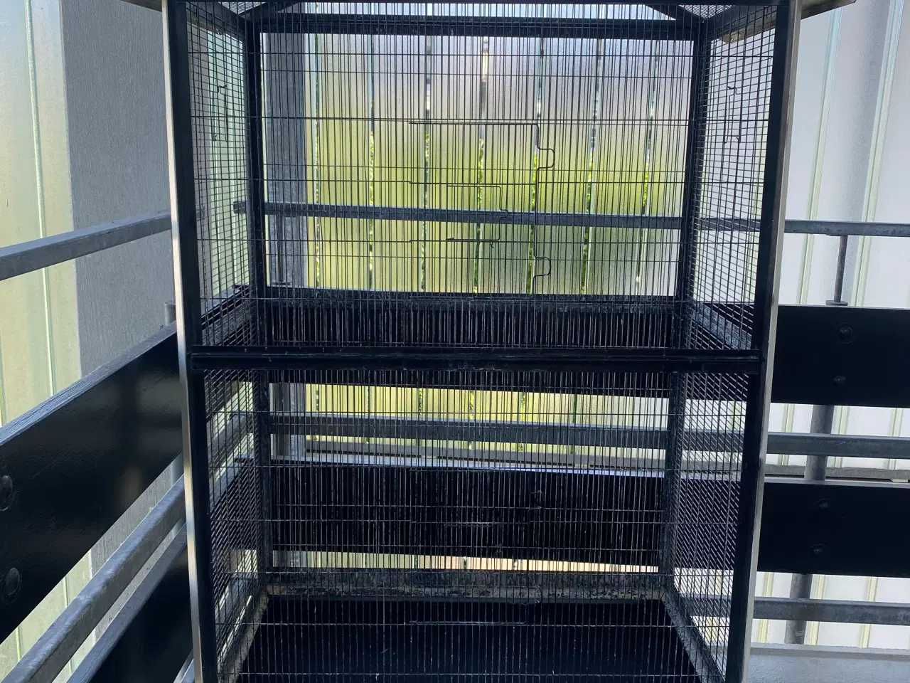 Billede 1 - Fuglebur