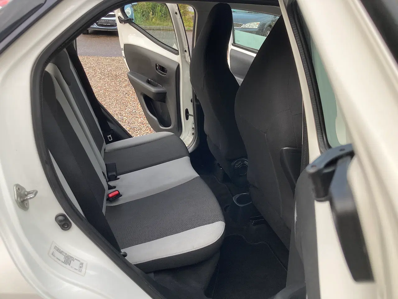 Billede 13 - Toyota AygoX Change 1.0 Vvt-i Nysyn 