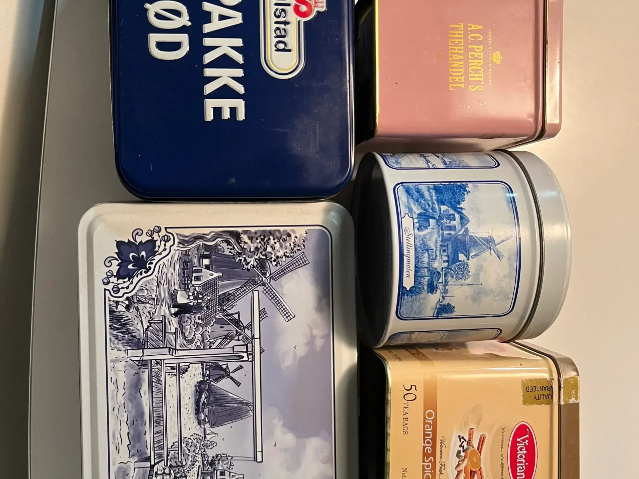 Billede 6 - Gamle Dåser/ bøtter. 