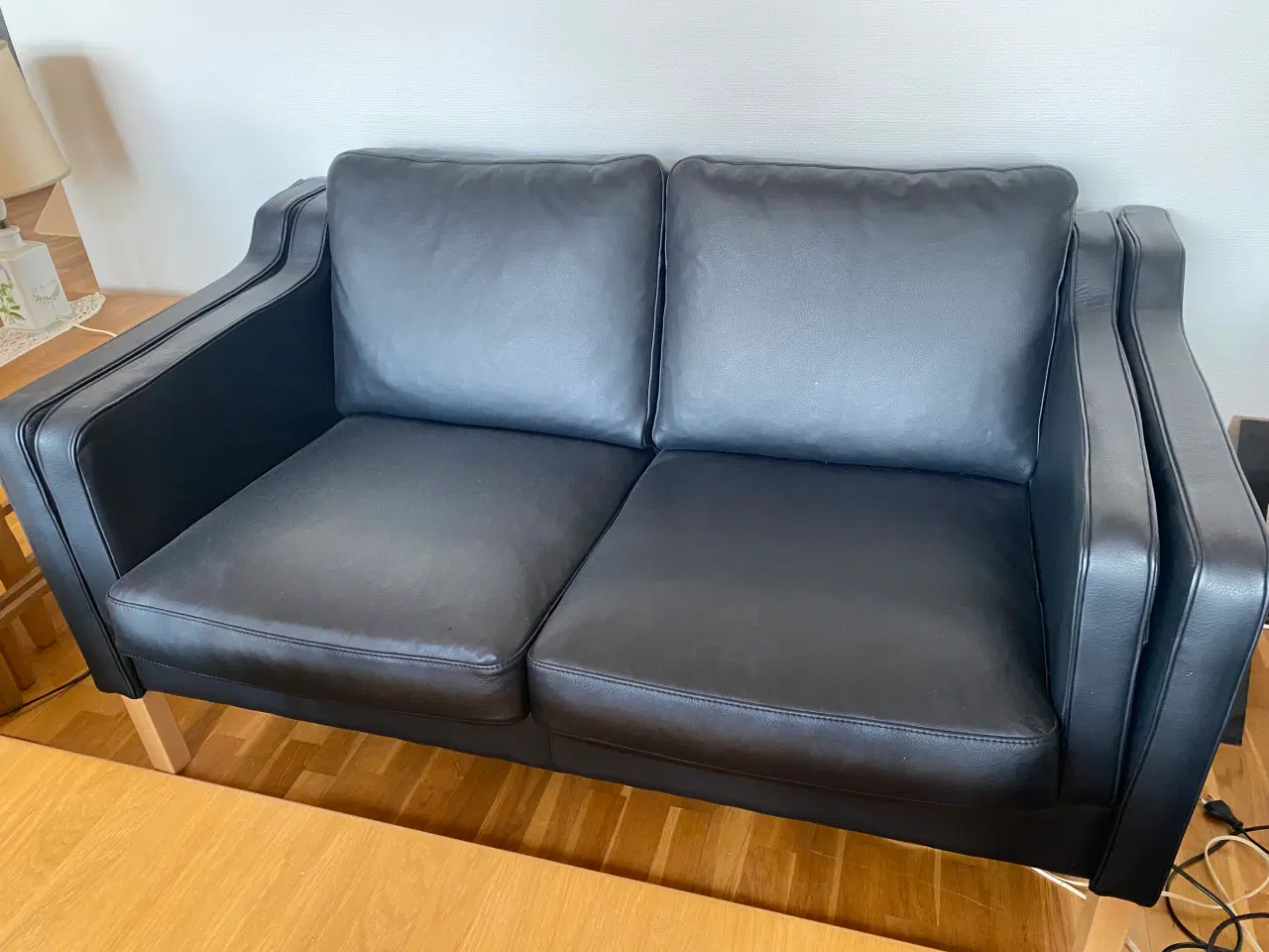 Billede 2 - 2 personers lædersofa