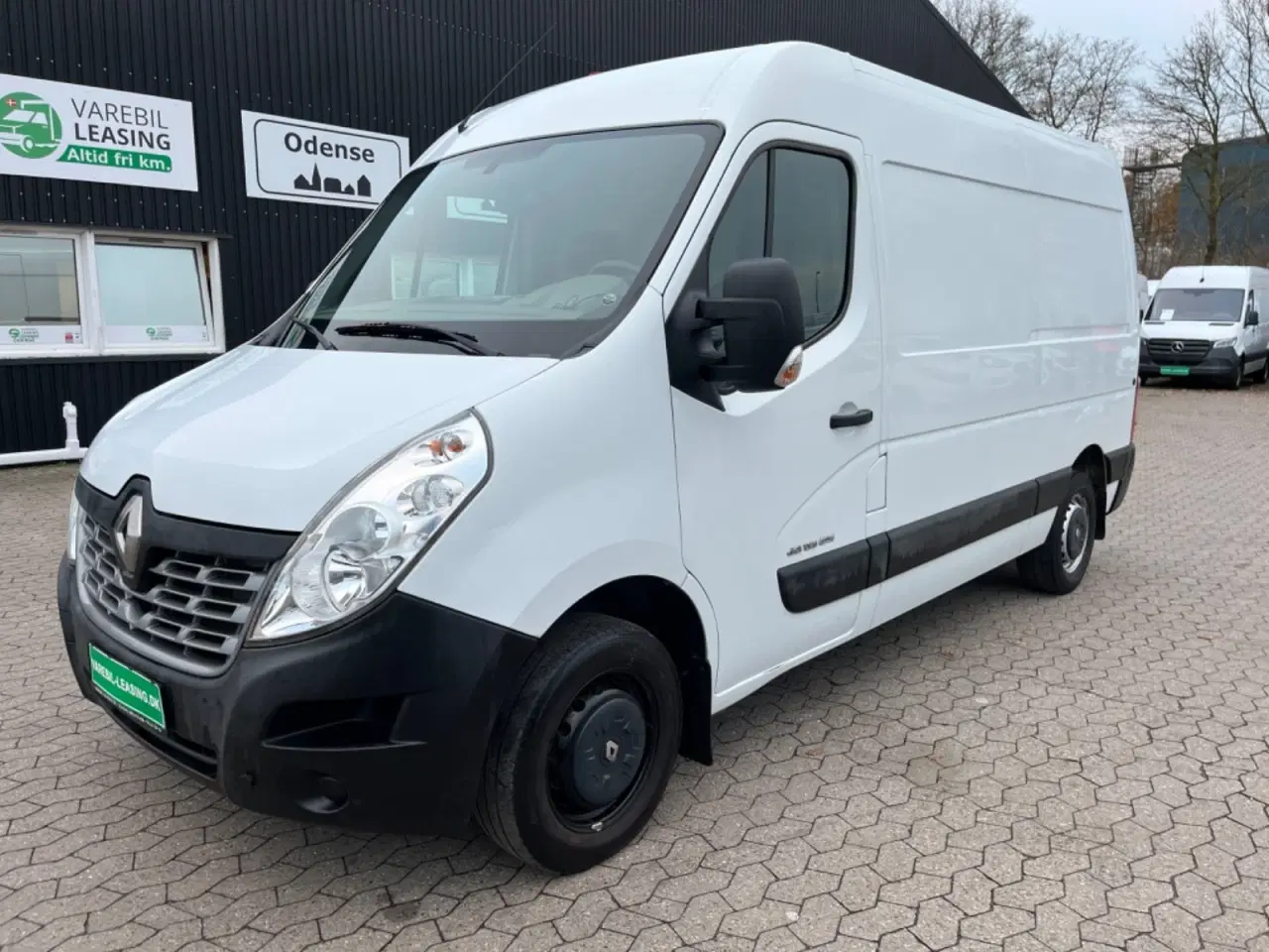 Billede 2 - Renault Master III T33 2,3 dCi 135 L2H2 Kassevogn