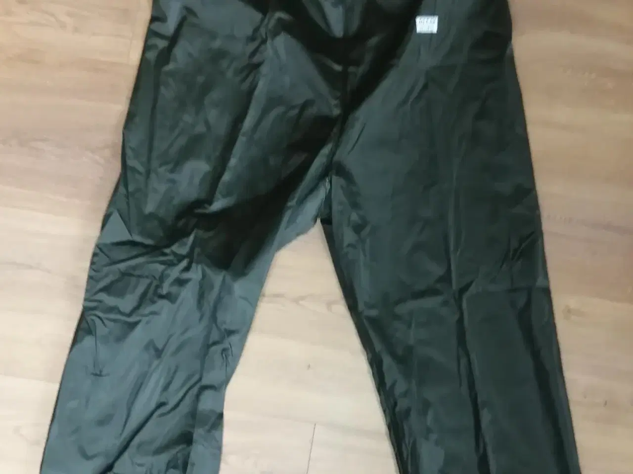 Billede 2 - Nyt Ocean pvc vandtæt regnsæt unisex, grøn, str. L