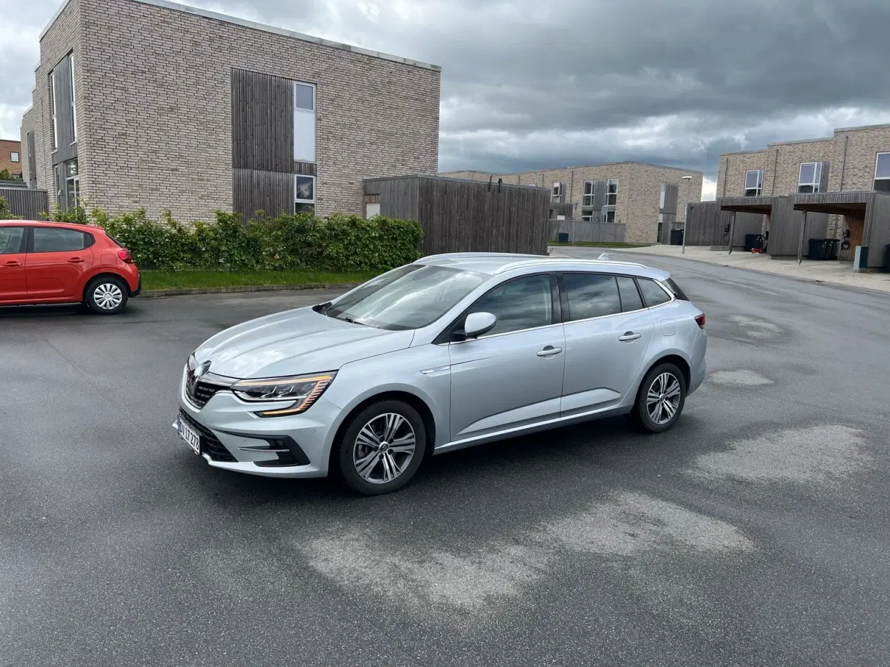 Billede 1 - Renault Megane IV 1,6 E-Tech Zen Sport Tourer