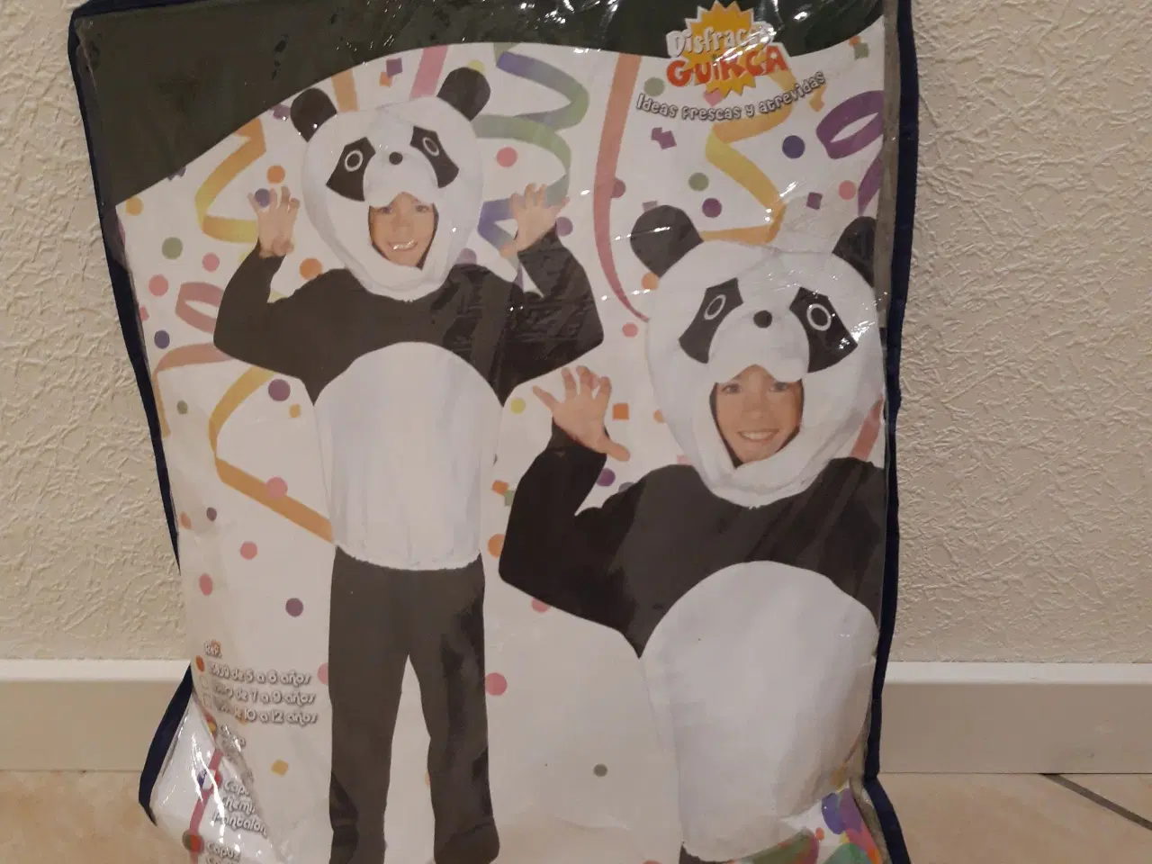 Billede 4 - Panda kostume str. 5-6 år