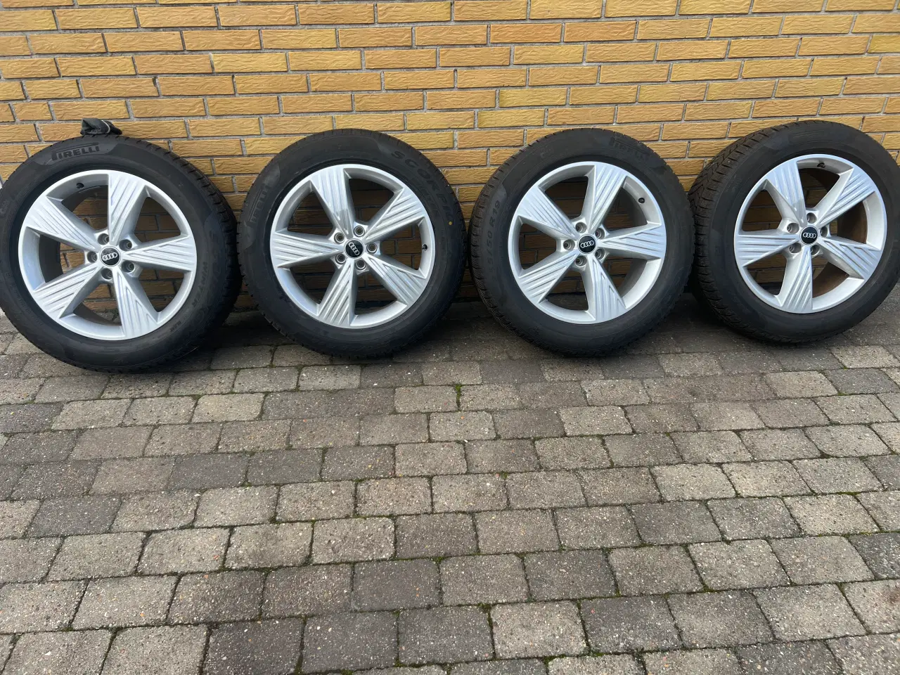 Billede 3 - 19” Org.  Audi  Q4 vinterhjul 