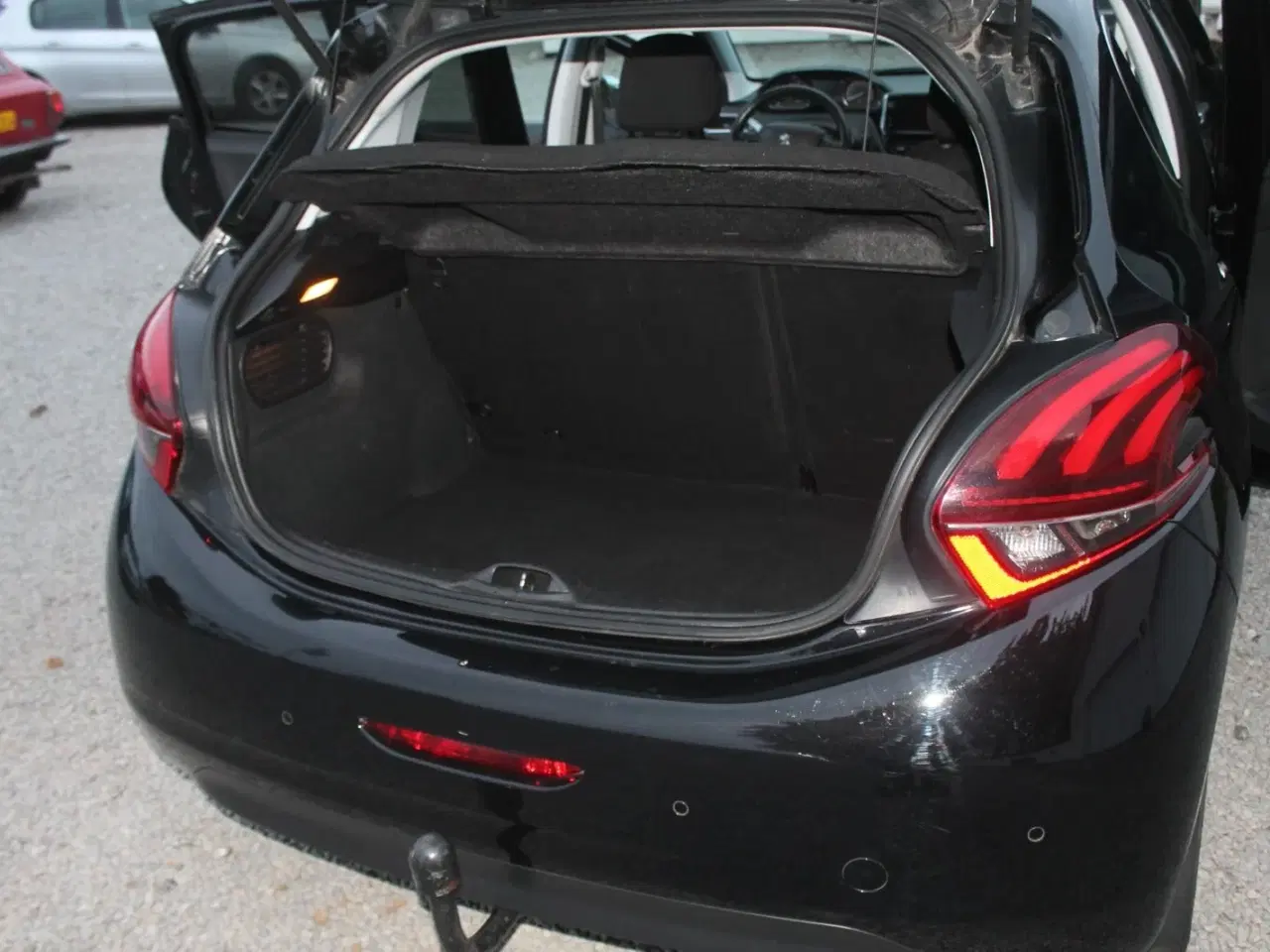 Billede 9 - Peugeot 208 1,6 BlueHDi 100 Allure