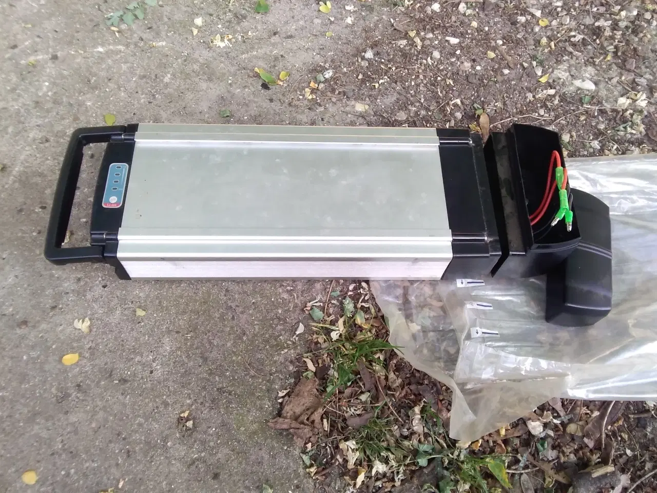 Billede 1 - 36 V Uden lader & strøm på Til Div E-Bikes Renover