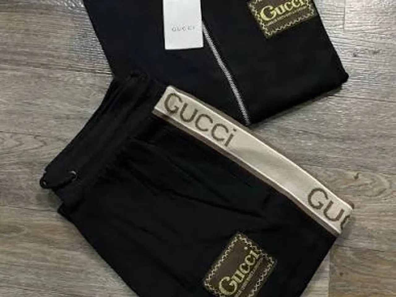 Billede 2 - Tracksuit - Logo gucci stribe