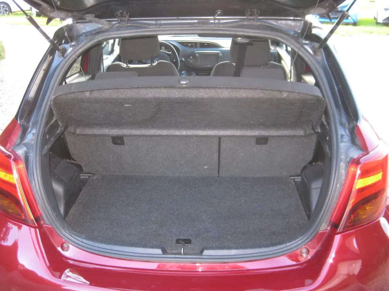 Billede 6 - Toyota Yaris 1,5 Hybrid Spirit E-CVT 100HK 5d Trinl. Gear