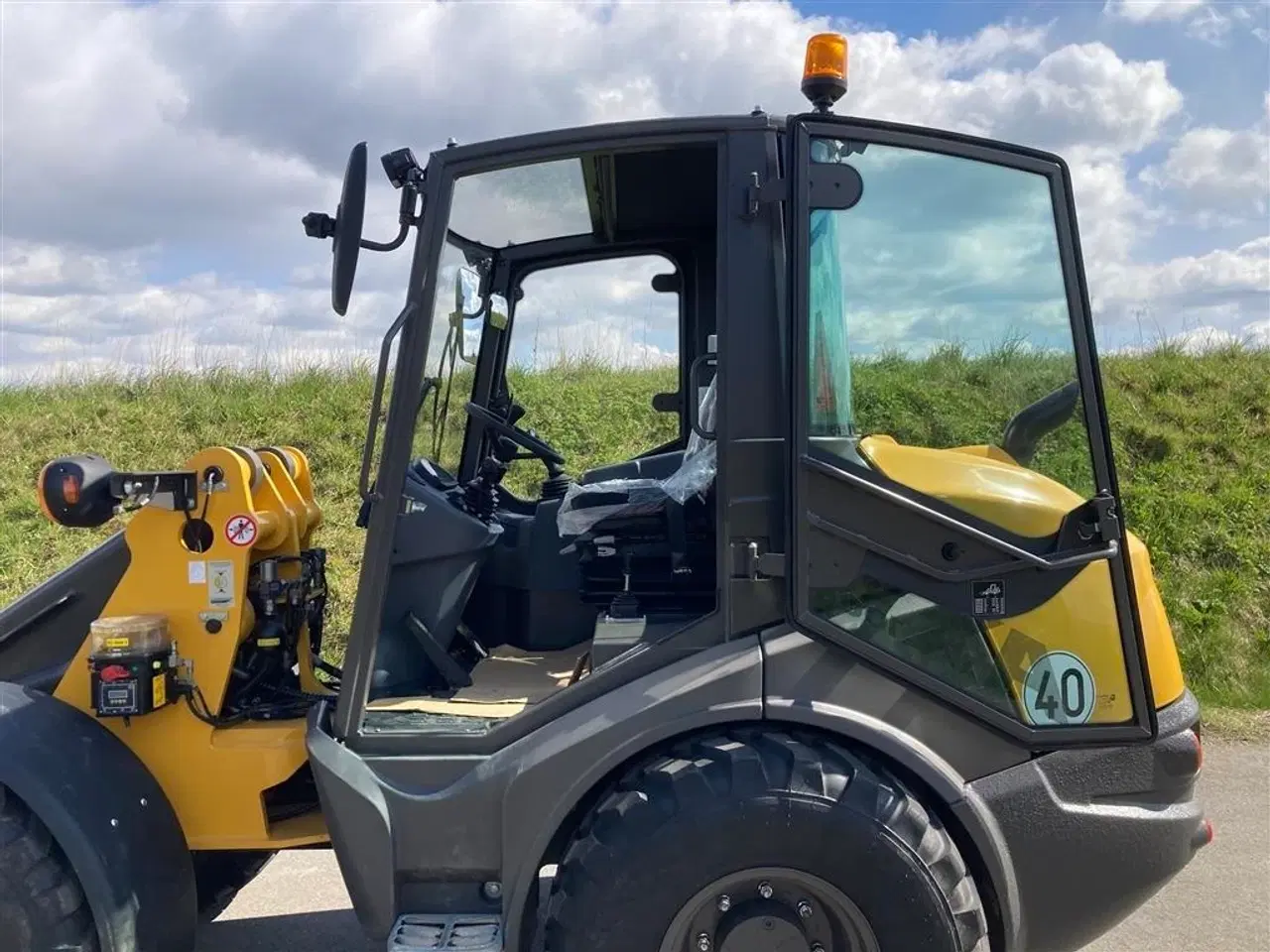 Billede 12 - Mecalac AX 1000 Monobom med hydraulisk hurtigskift